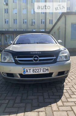 Седан Opel Vectra 2004 в Івано-Франківську