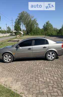 Седан Opel Vectra 2004 в Івано-Франківську