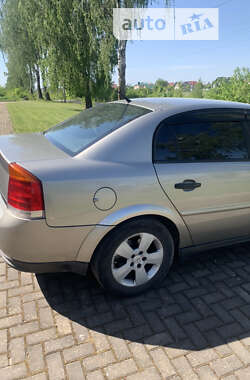 Седан Opel Vectra 2004 в Івано-Франківську