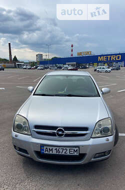 Седан Opel Vectra 2005 в Житомире
