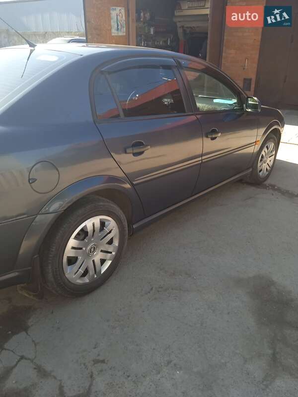 Седан Opel Vectra 2006 в Тернополі