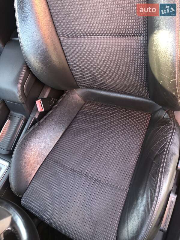 Седан Opel Vectra 2008 в Киеве