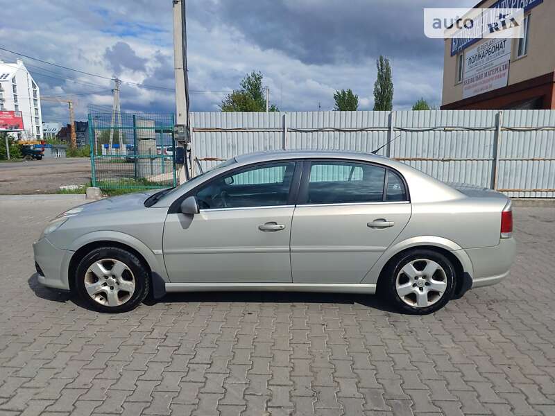 Седан Opel Vectra 2006 в Киеве