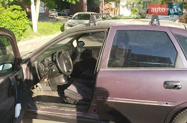 Ліфтбек Opel Vectra 1997 в Києві