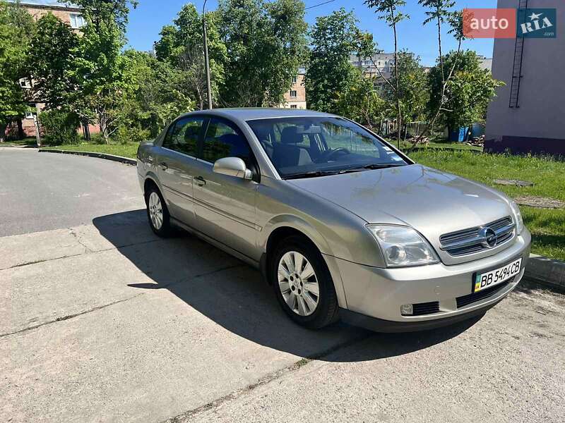 Седан Opel Vectra 2004 в Киеве