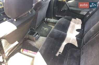 Седан Opel Vectra 1992 в 
