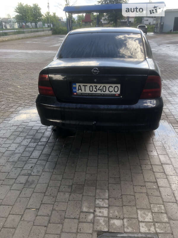 Седан Opel Vectra 2002 в Долине фото 5 Седан Opel Vectra 2002 в Долине