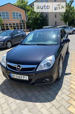 Лифтбек Opel Vectra 2005 в Измаиле