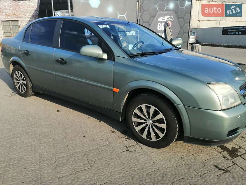 Седан Opel Vectra 2003 в Івано-Франківську