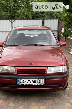 Седан Opel Vectra 1990 в Ровно