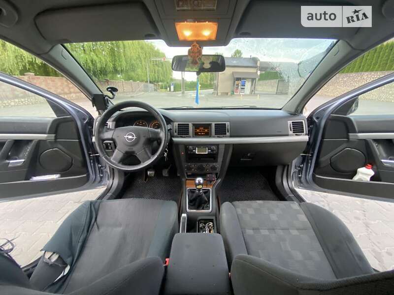 Універсал Opel Vectra 2004 в Підволочиську