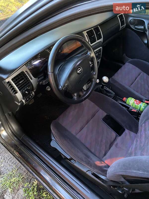Седан Opel Vectra 1997 в Брусилове