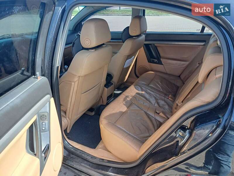 Седан Opel Vectra 2006 в Киеве