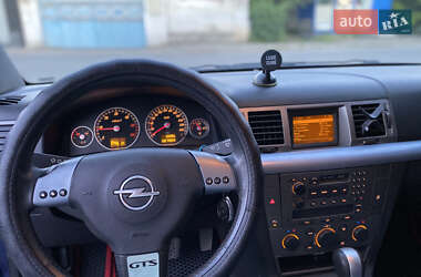 Лифтбек Opel Vectra 2004 в Николаеве