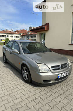 Седан Opel Vectra 2003 в Косове