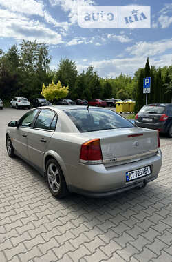 Седан Opel Vectra 2003 в Косове