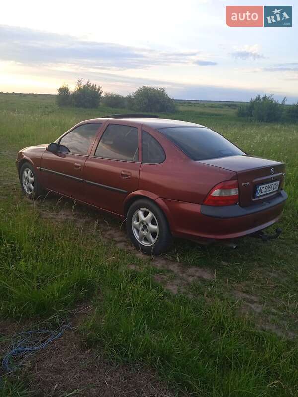 Седан Opel Vectra 1997 в Луцке