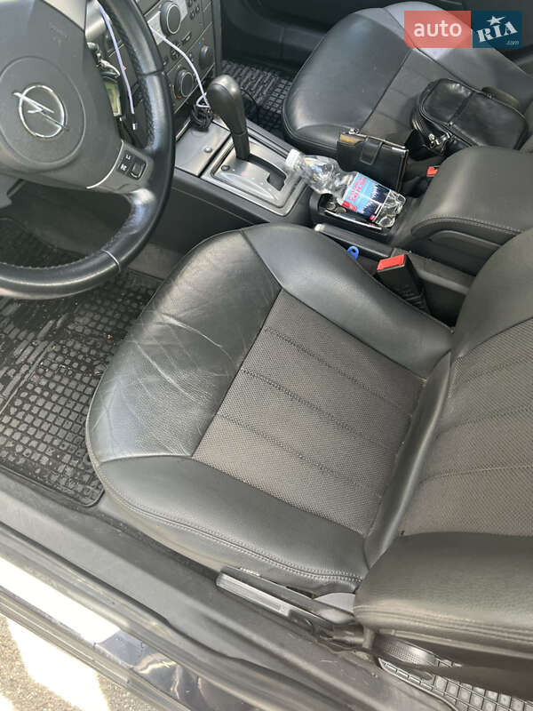 Седан Opel Vectra 2008 в Киеве фото 3 Седан Opel Vectra 2008 в Киеве