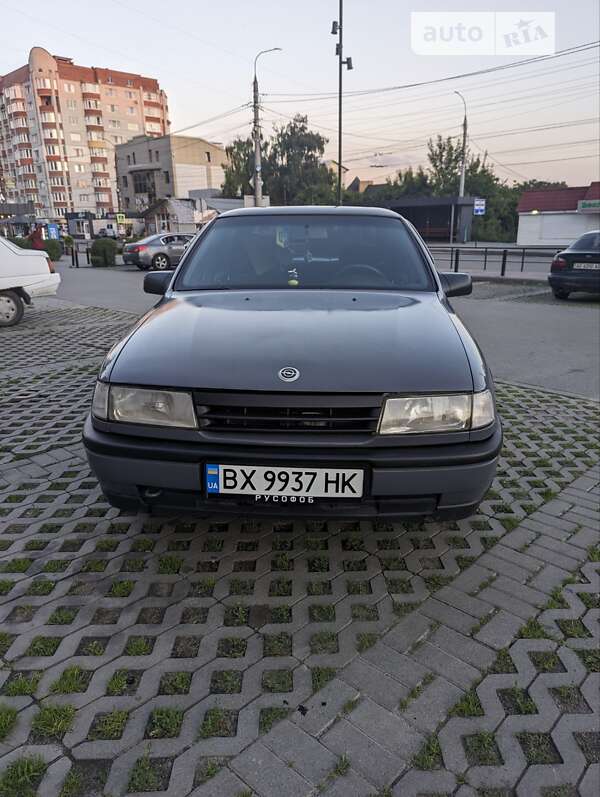 Седан Opel Vectra 1990 в Хмельницком