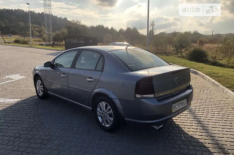 Седан Opel Vectra 2006 в Львові