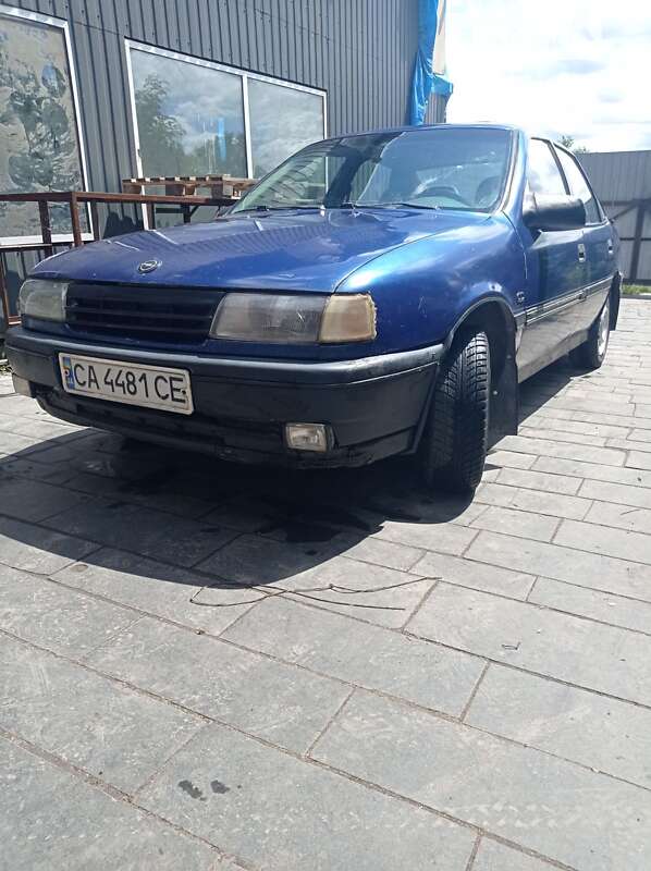 Седан Opel Vectra 1992 в Ватутіному
