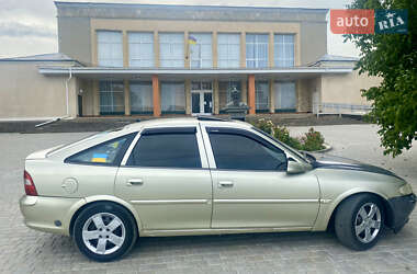 Лифтбек Opel Vectra 1996 в Болграде