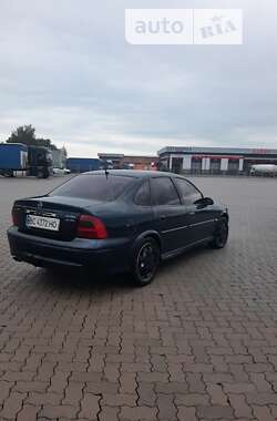 Седан Opel Vectra 2001 в Сарнах