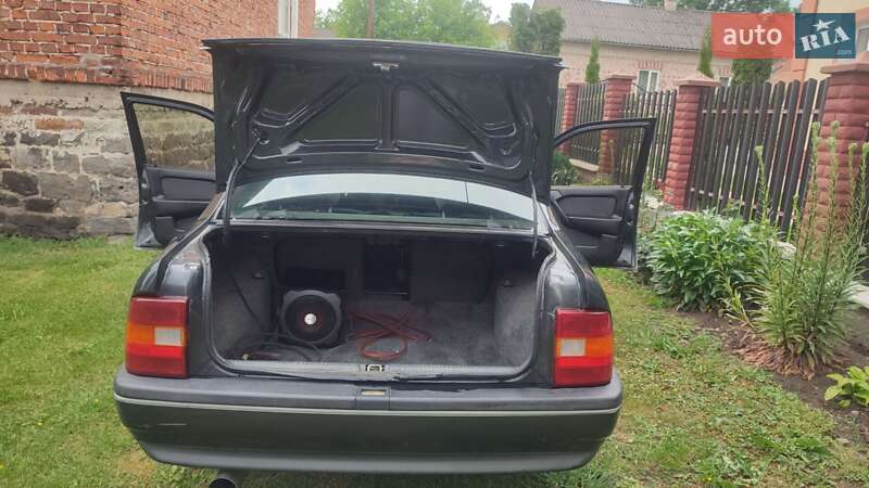 Седан Opel Vectra 1990 в Подгайцах фото 3 Седан Opel Vectra 1990 в Подгайцах