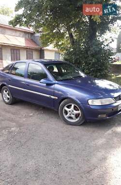Седан Opel Vectra 1997 в Бориславі