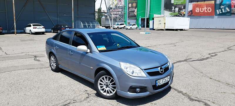 Седан Opel Vectra 2006 в Николаеве