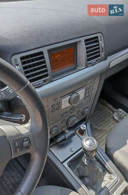 Седан Opel Vectra 2007 в 