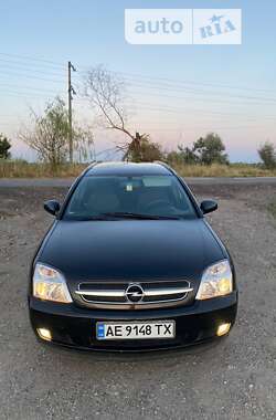 Универсал Opel Vectra 2003 в Петриковке