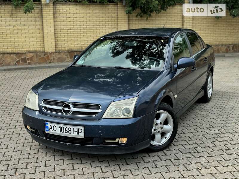 Седан Opel Vectra 2002 в Чернівцях