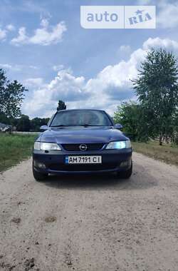 Седан Opel Vectra 1996 в Пулинах