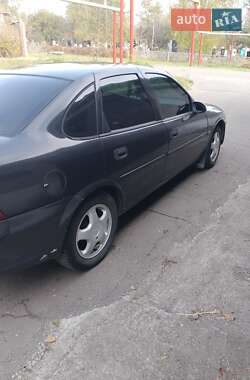 Седан Opel Vectra 1996 в Кременчуге