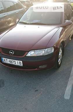 Седан Opel Vectra 1997 в Івано-Франківську