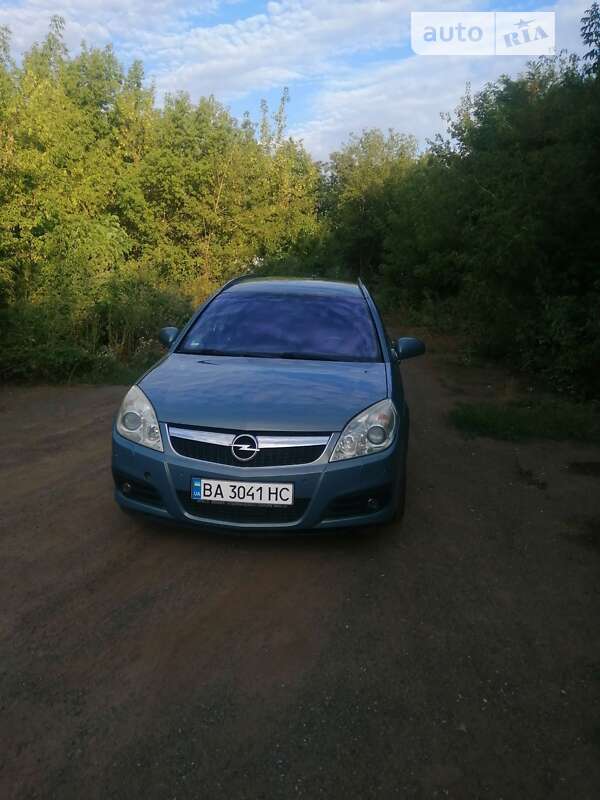 Універсал Opel Vectra 2007 в Гайвороні