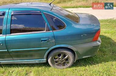 Седан Opel Vectra 1999 в Погребище