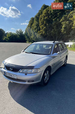 Универсал Opel Vectra 2000 в 