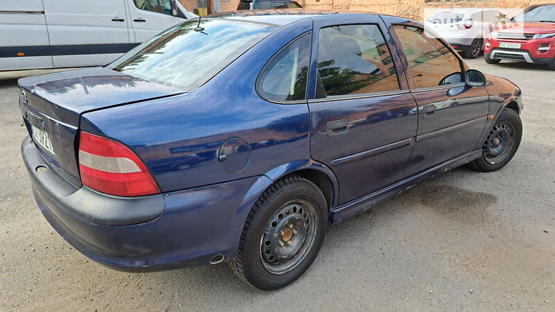 Седан Opel Vectra 1999 в Днепре