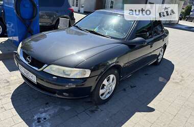 Седан Opel Vectra 2001 в Івано-Франківську