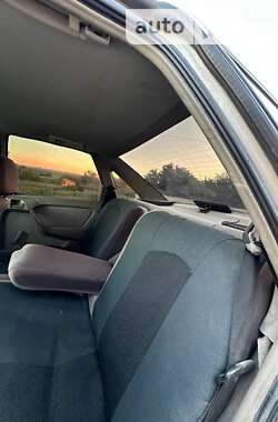 Седан Opel Vectra 1992 в 