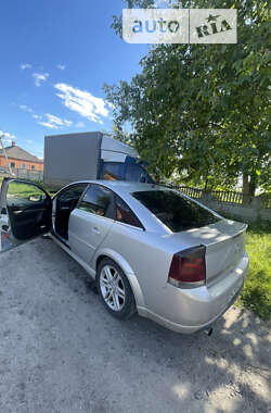 Лифтбек Opel Vectra 2002 в 