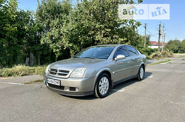 Седан Opel Vectra 2004 в Киеве