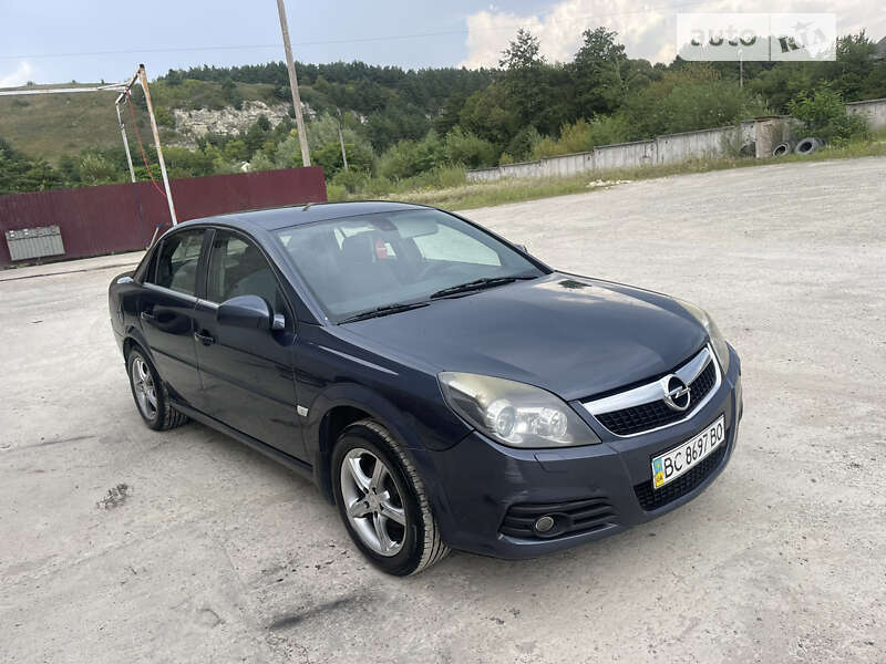 Седан Opel Vectra 2008 в Львові