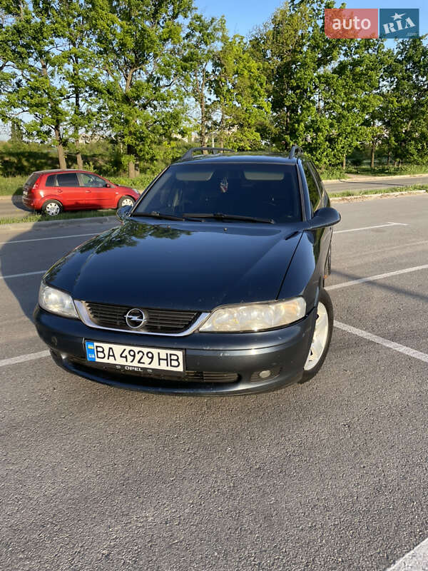 Универсал Opel Vectra 2000 в 