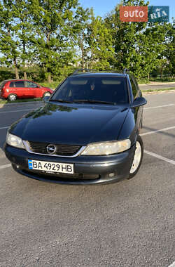 Универсал Opel Vectra 2000 в 