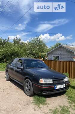 Ліфтбек Opel Vectra 1993 в Коростені