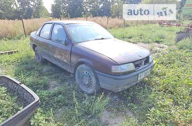 Седан Opel Vectra 1990 в Чорткові