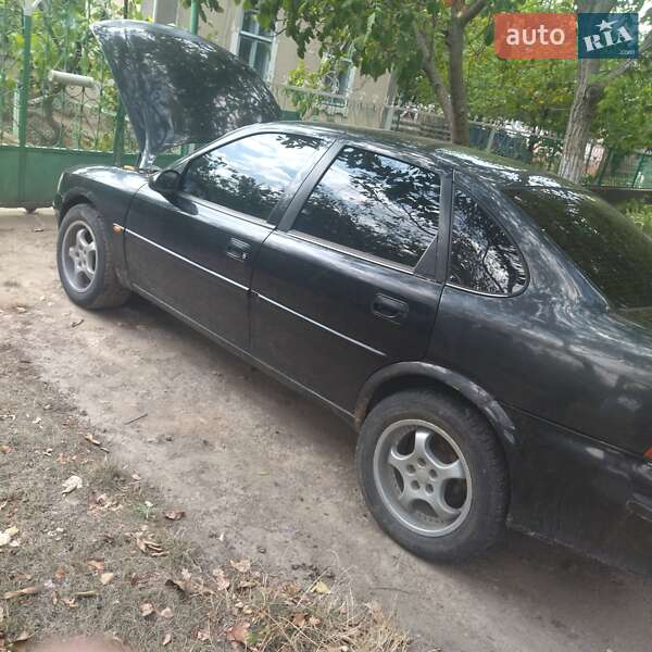 Седан Opel Vectra 1997 в Арцизе